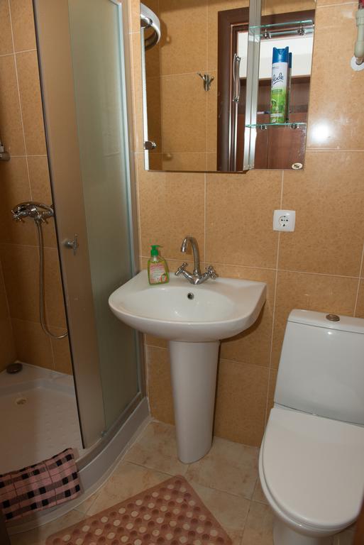 Hotel Acorn Irpin Ruang foto