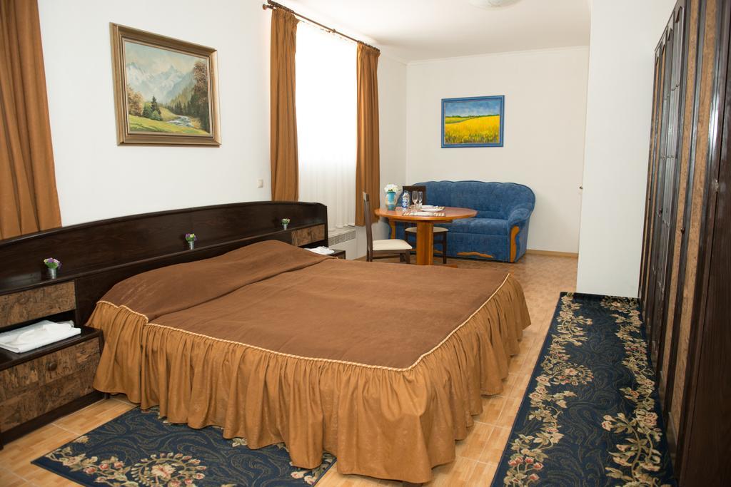 Hotel Acorn Irpin Ruang foto